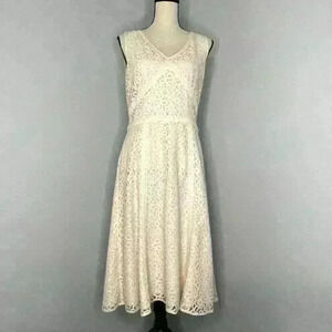 Ann Taylor Cream Lace Sleeveless Light Pink Underlay Lining Sleeveless Dress 10